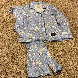 Roller Rabbit Light Blue & White Floral Pajama Set